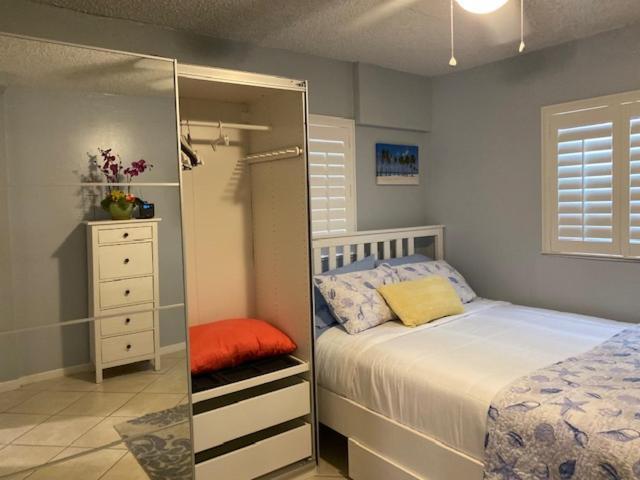 Modern 2/1 Apt Near Midtown And Beaches Miami Kültér fotó