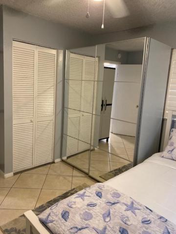 Modern 2/1 Apt Near Midtown And Beaches Miami Kültér fotó